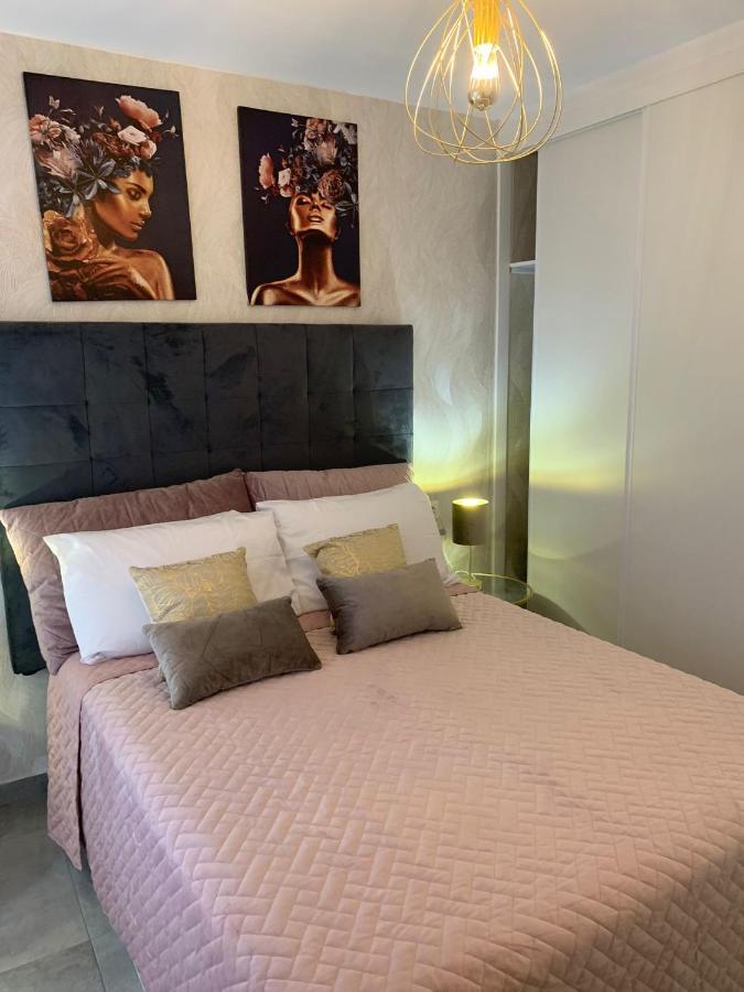 Los Boliches Holidays Suites Fuengirola Exterior foto
